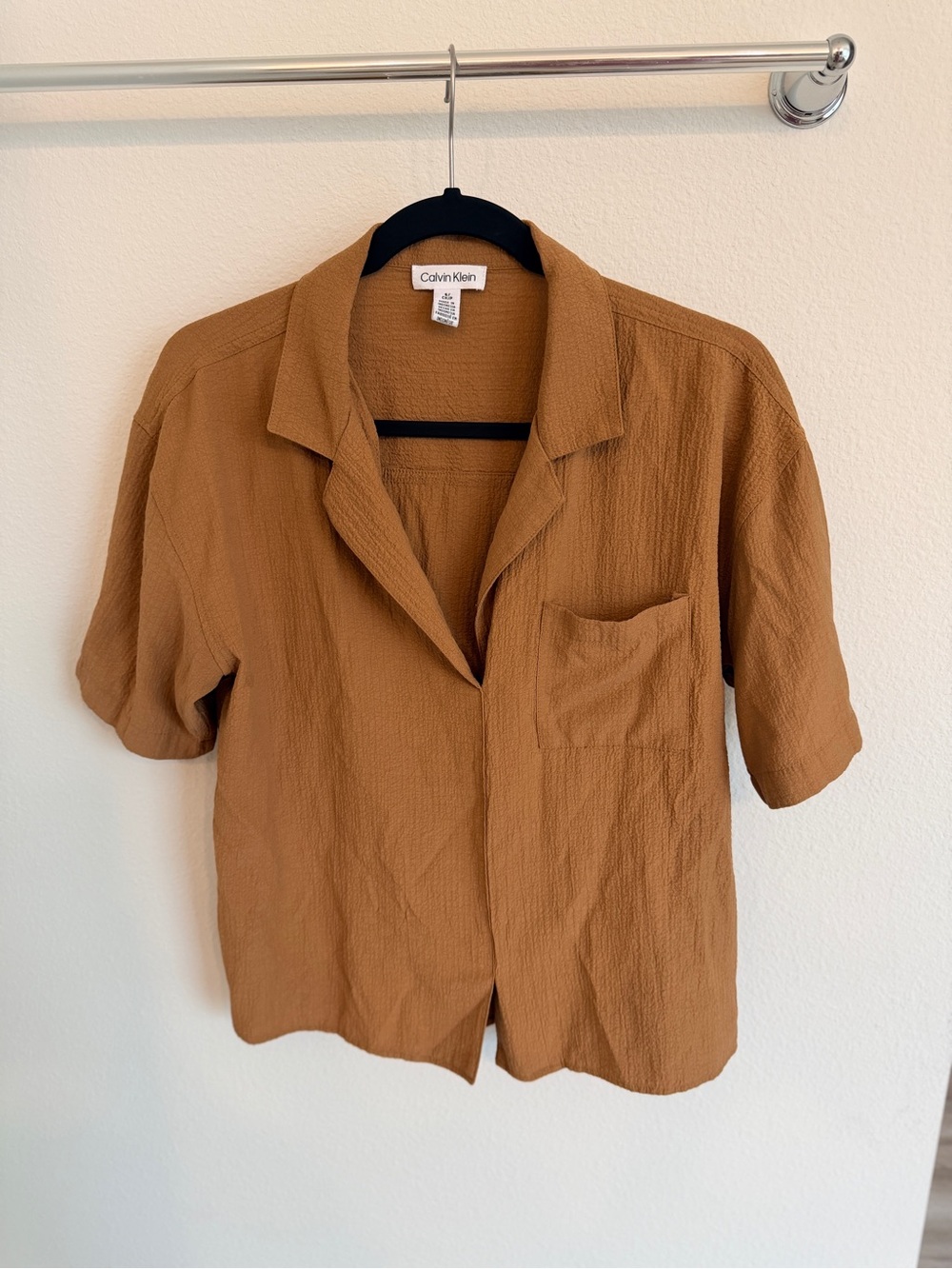 Calvin Klein Short-Sleeve Button-Front Shirt in Caramel